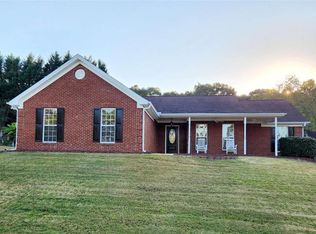 612 Teal Dr, Winder, GA 30680