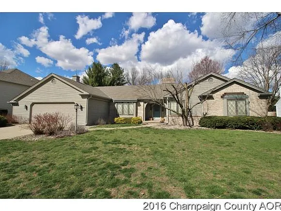 2406 N Nottingham Ct photo 1