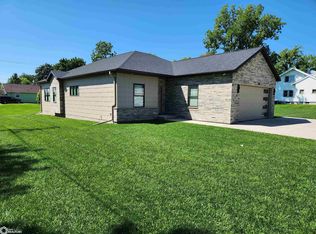506 E Liberty St, Montezuma, IA 50171