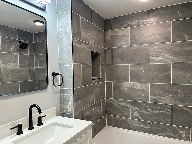 127 Henderson St #2 — Photo 57