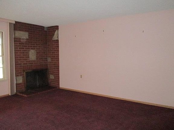 3rd image of 5417 Mount Burnham Dr