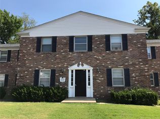 1 Regency Ct, Belleville, IL