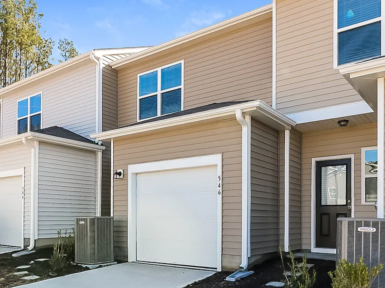 546 Wendell Falls Pkwy — Photo 16