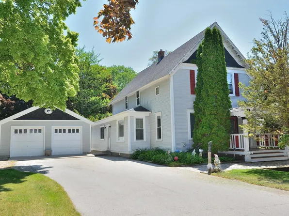 6404 North Sunny Point ROAD, Glendale, WI 53217