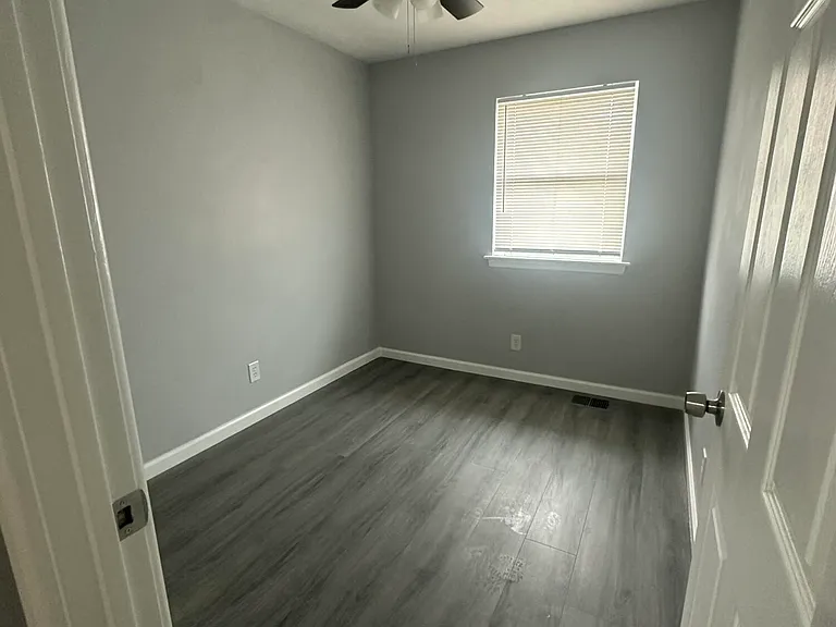 3427 Young Ave — Photo 13