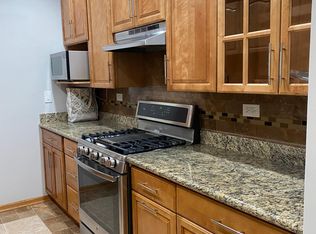 2053 N Racine Ave #1S, Chicago, IL 60614