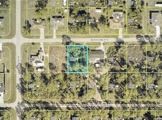 1056 Barcelona ST E, LEHIGH ACRES, FL 33974