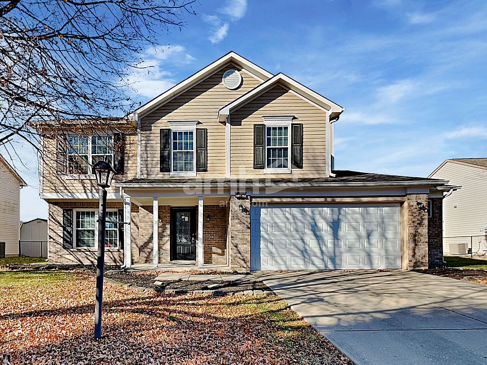 1st image of 870 Waveland Ln