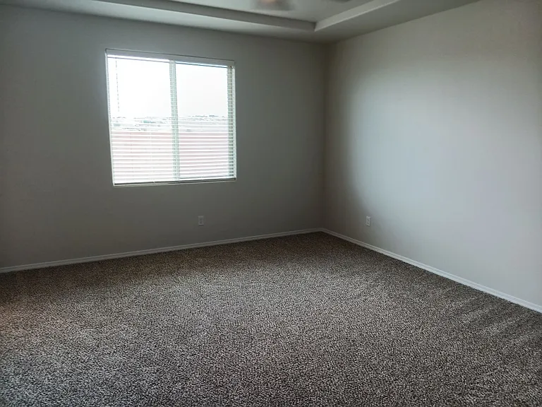2327 Berkeley Ave — Photo 12