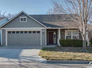 1813 Delaware St, Lawrence, KS 66044