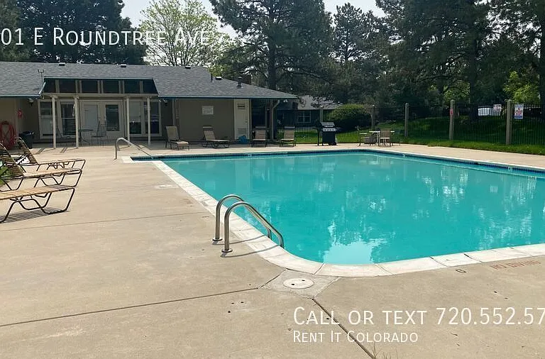 8701 E Roundtree Ave — Photo 22