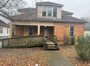 104 N Porter St, Paris, TN 38242