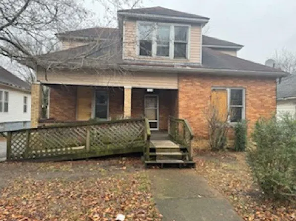 104 N Porter St, Paris, TN 38242