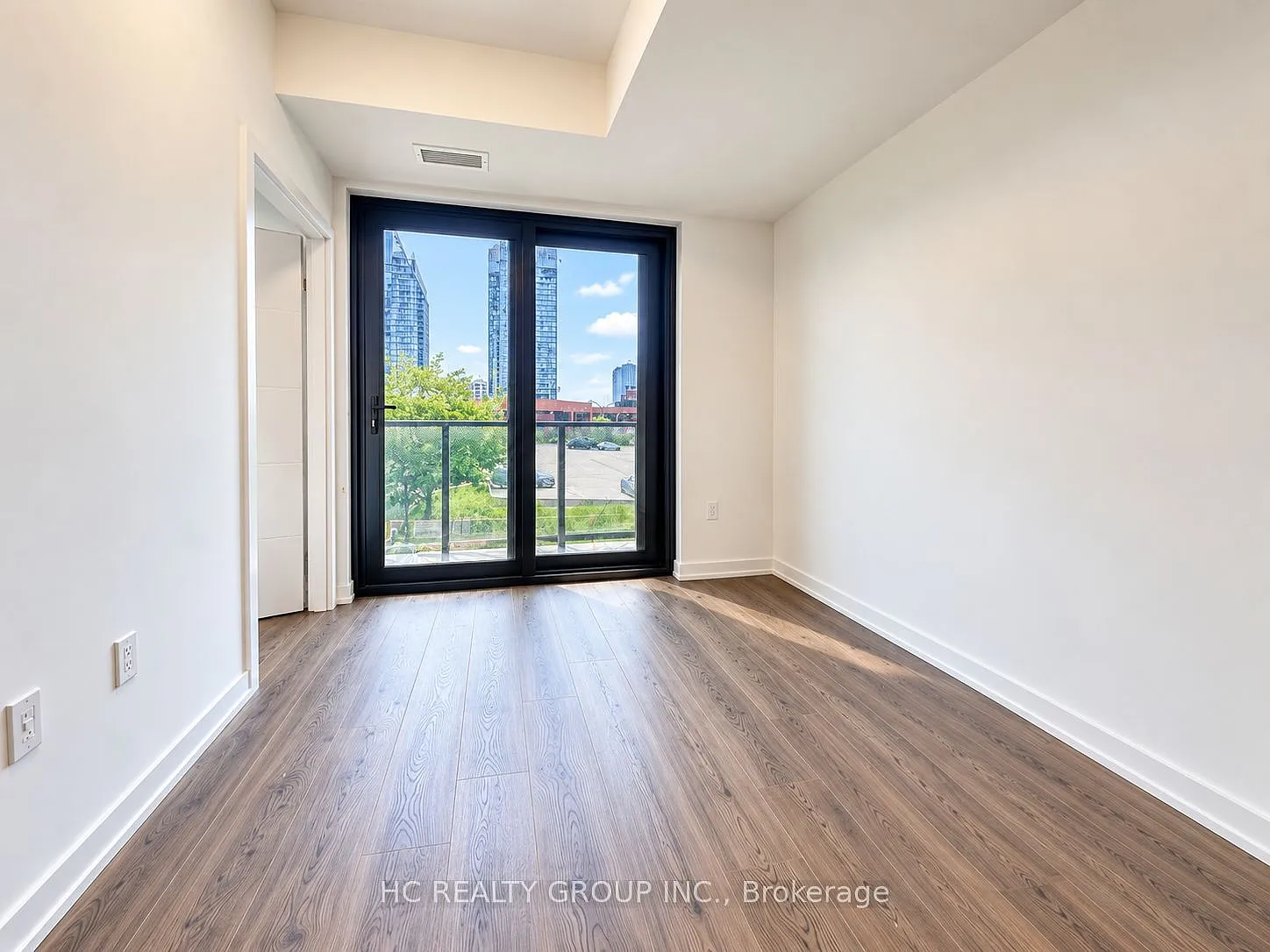 2 bed, $1,800 — Photo 3