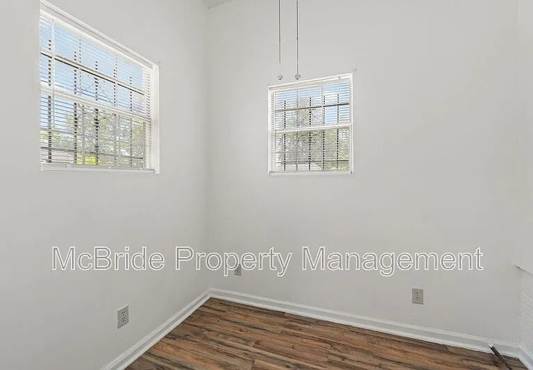 1739 Cornell Dr — Photo 19