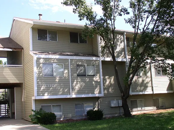 1314 Kentucky St APT 10, Lawrence, KS 66044