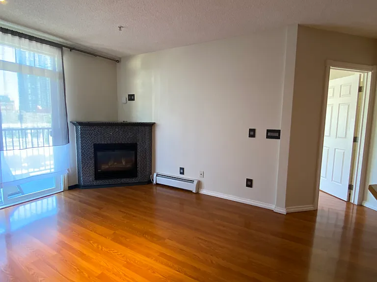112 14th Ave SE #223 — Photo 26