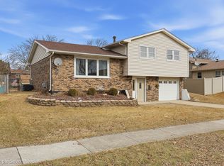7412 160th St, Tinley Park, IL