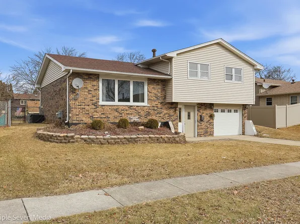 7412 160th St, Tinley Park, IL 60477