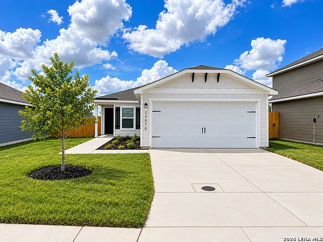 3 bed, 2.0 bath, 1336 sqft, $1,650 — Photo 2