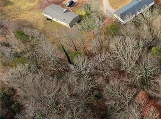 504 Montbrook Ct, Pelzer, SC 29669