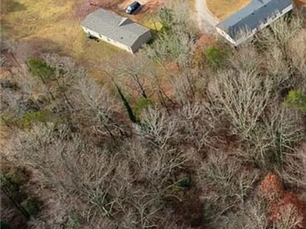 504 Montbrook Ct, Pelzer, SC 29669