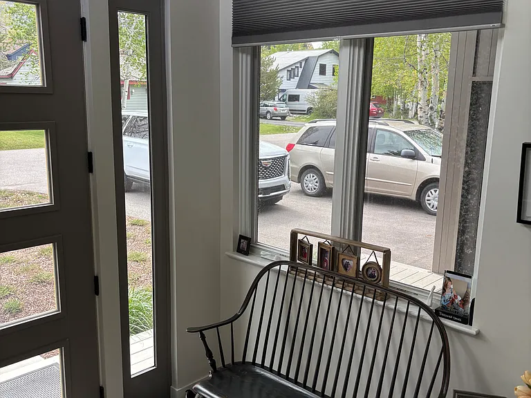 735 Pamela Ln — Photo 6