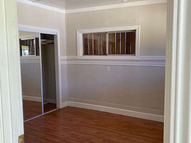 Bedroom #1
