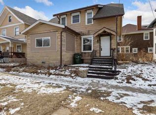 509 14th St SE, Cedar Rapids, IA 52403