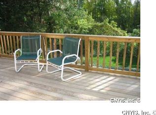 117 Ambergate Rd, Syracuse, NY 13214