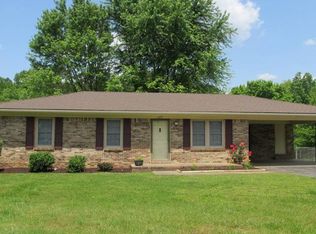 615 Apache Dr, Hopkinsville, KY 42240
