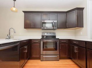 134 Remsen St #302, Cohoes, NY 12047