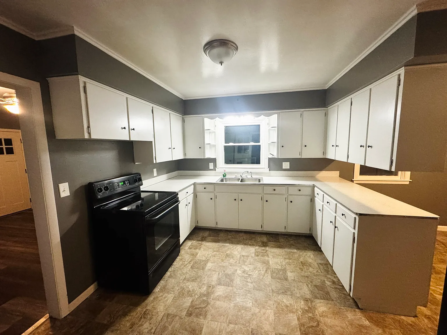 3 bed, 1254 sqft, $950 — Photo 4