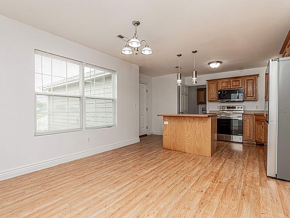 5th image of 1637 14th Street Pl
