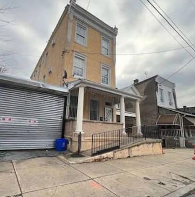 2nd image of 3627 N 17th St