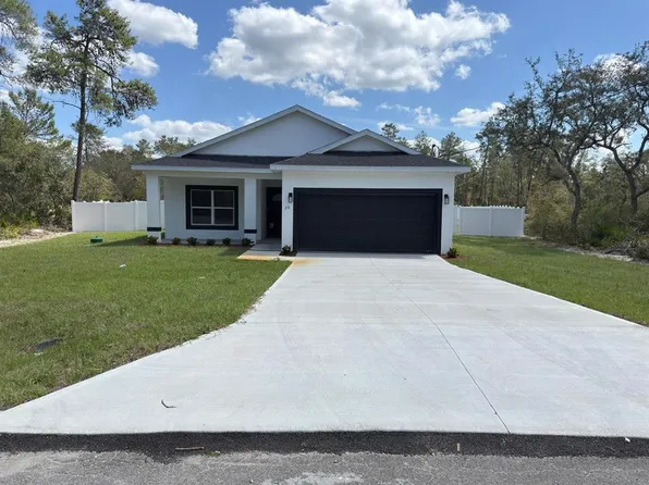 30 Fisher Trl, Ocklawaha, FL 32179
