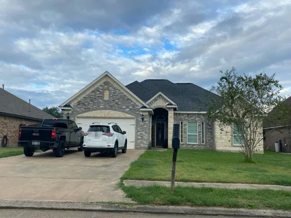 515 Oleander St, Lake Jackson, TX 77566
