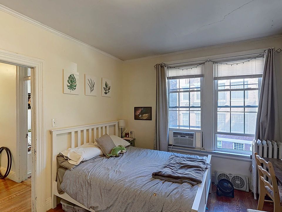 1st image of 16 Glenville Ave #19