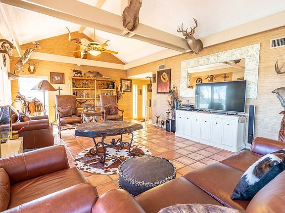 3rd image of 2950 Red Bluff Cir