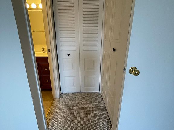 3rd image of 1021 Buccaneer Dr