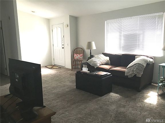 3rd image of 715 Quince St Unit 2233
