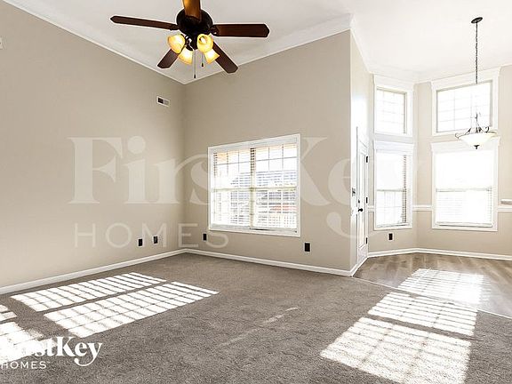 3rd image of 1165 Chinook Cir