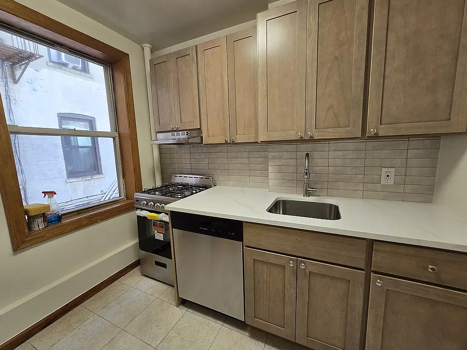 3314 34th Ave #3A