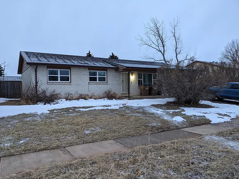 house looking from the street south