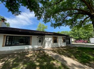 205 S Lancaster Ave, Hesston, KS 67062