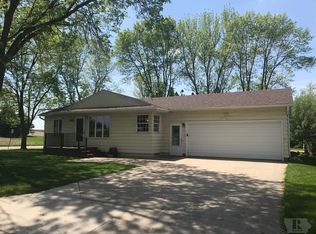 912 Meyer St, Traer, IA 50675