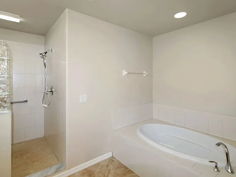 1000 San Lino Cir #1022 — Photo 17
