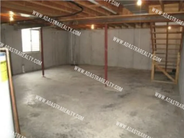 306 N 9th St #D — Photo 19