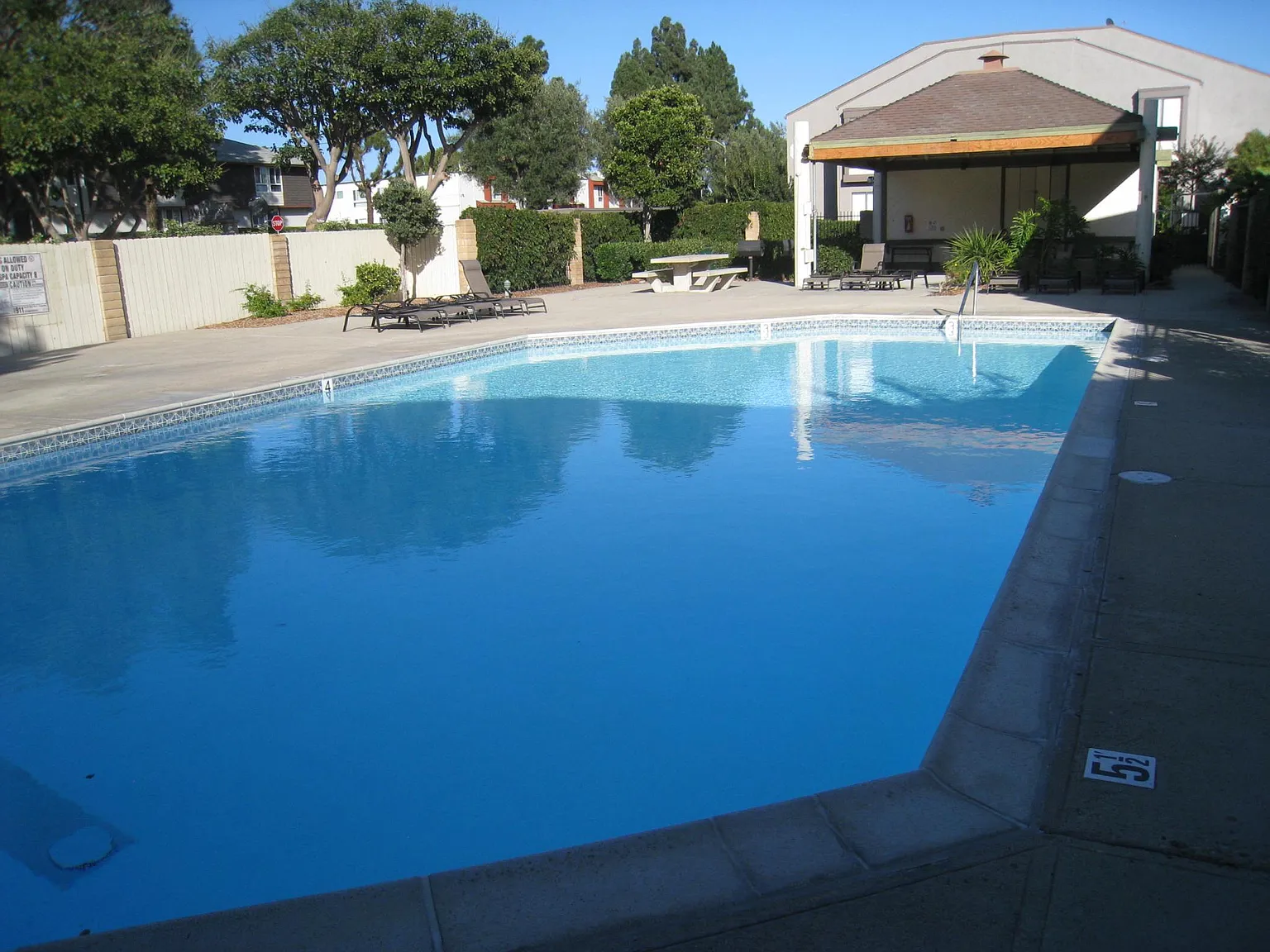 2 bed, 950 sqft, $2,650 — Photo 2