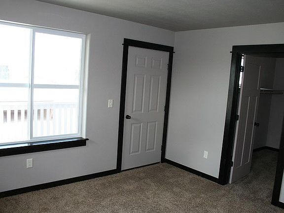 5th image of 2282 Gallatin Green Blvd Unit D